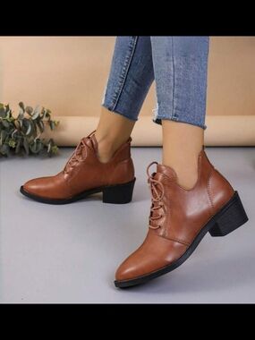 Women's Brown Lace-Up Leather Ankle Boots